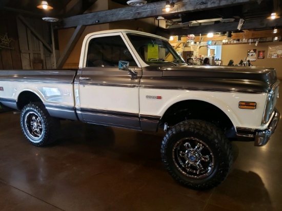 1971 Chevrolet K-10 4x4 Short Bed Pickup