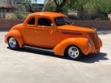 1937 Ford Custom 5-window Coupe
