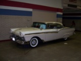 1957 Ford Fairlane 500 2dr HRDT