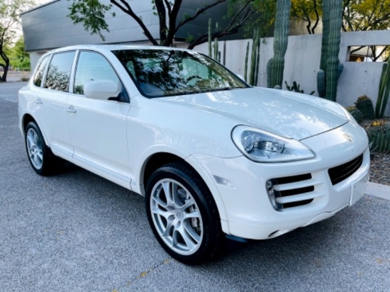 2009 Porsche Custom Cayenne S V8