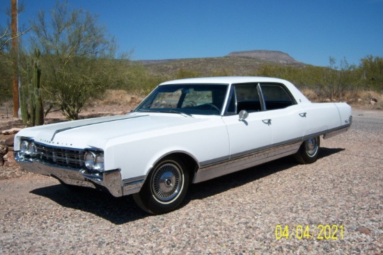 1965 Oldsmobile 98LS 4 door sedan