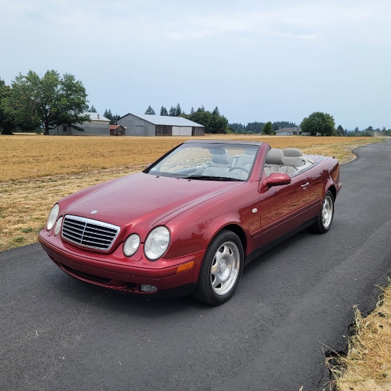 1999 Mercedes Benz CLK320 Convertible 2 door