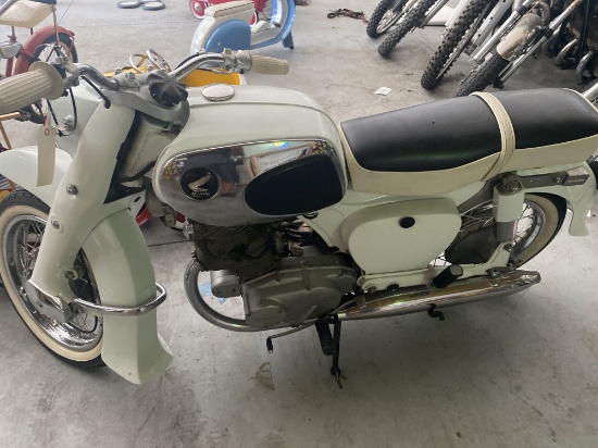 1965 Honda Dream 305