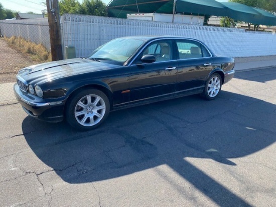 2005 Jaguar XJ8