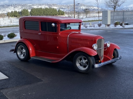 1931 Ford 2 door sedan