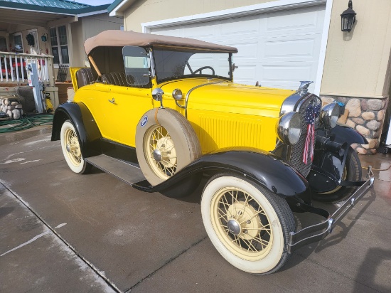 1930 Ford Model A Deluxe Roadster