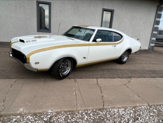 1969 Oldsmobile Hurst Cutlass Coupe