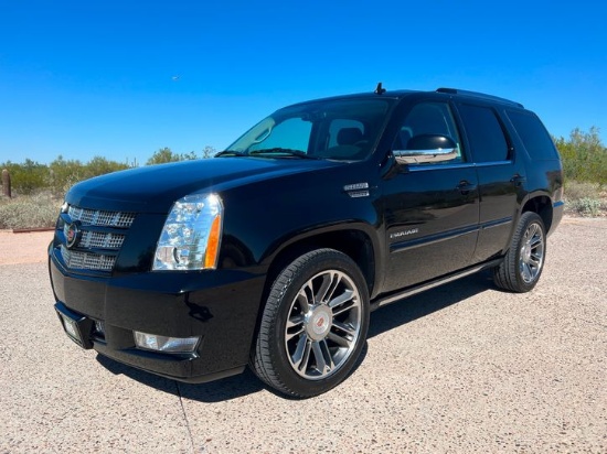 2013 Cadillac Escalade SUV