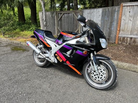 1994 Yamaha 1000cc Motorcycle