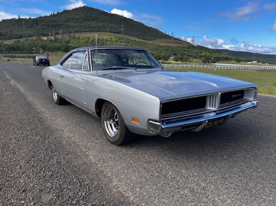 1969 Dodge Charger 440 4 speed