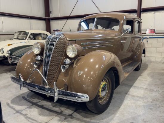 1936 Hudson '64 Deluxe Eight Sedan
