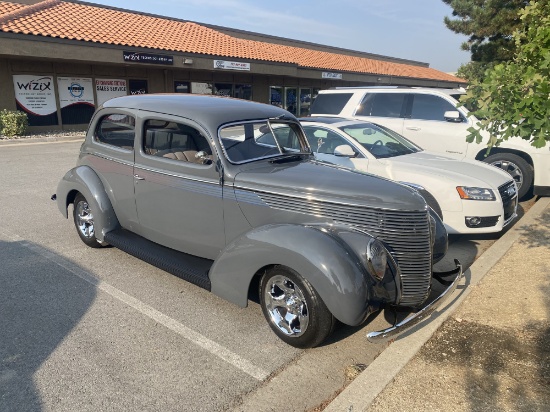 1938 Ford Tudor Restomod