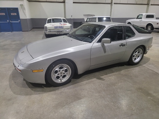 1986 Porsche 944 Turbo