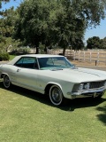 [NO RESERVE] 1963 Buick Riviera 2 door Coupe