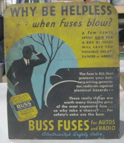 BUSS FUSES DISPLAY
