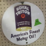 ROYAL TRITON ROUND SIGN