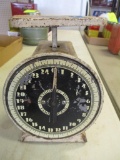 VINTAGE MONTGOMERY WARD SCALE