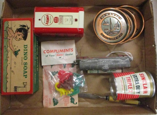 LOT OF MISCELLANEOUS SINCLAR ITEMS