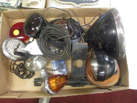 LOT OF MISCELLANEOUS CAR LIGHTS