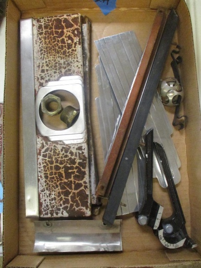 LOT OF AUTOMOTIVE ITEMS