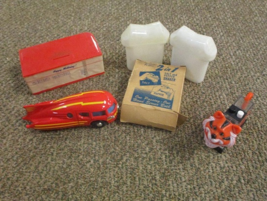 LOT OF 4 ADVERTISING ITEMS
