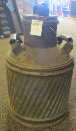 GAS OR OIL JUG/CAN