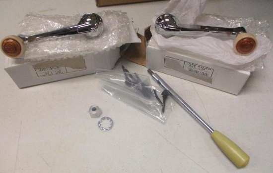 LOT OF WINDOW CRANKS