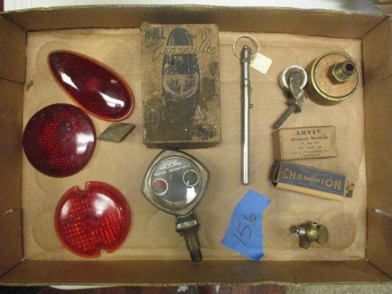 LOT OF SMALL AUTO ITEMS