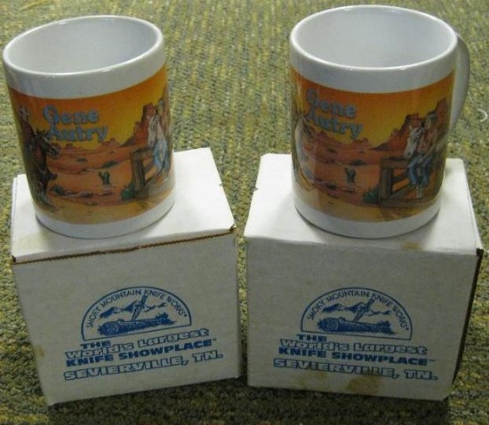 LOT OF 2 COLLECTOR MUGS