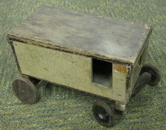 WOODEN WAGON
