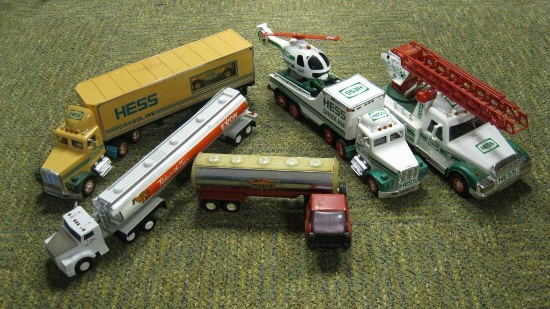 LOT OF 5 TOY TRUCKS