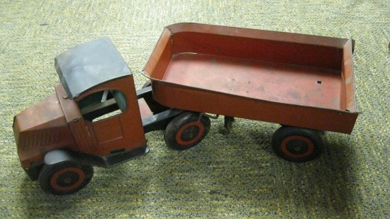 METAL TRUCK