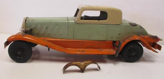 VINTAGE TOY CAR