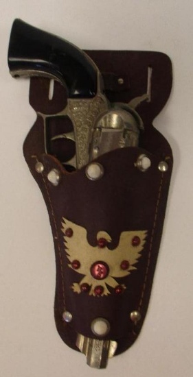 HOLSTER AND GUN