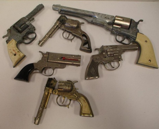 LOT OF 6 MISC TOY GUNS
