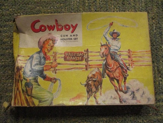 VINTAGE COWBOY HOLSTER SET