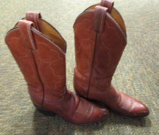 VINTAGE LEATHER COWBOY BOOTS