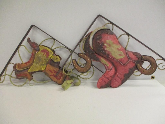 2 VINTAGE TIN/METAL WALL HANGINGS