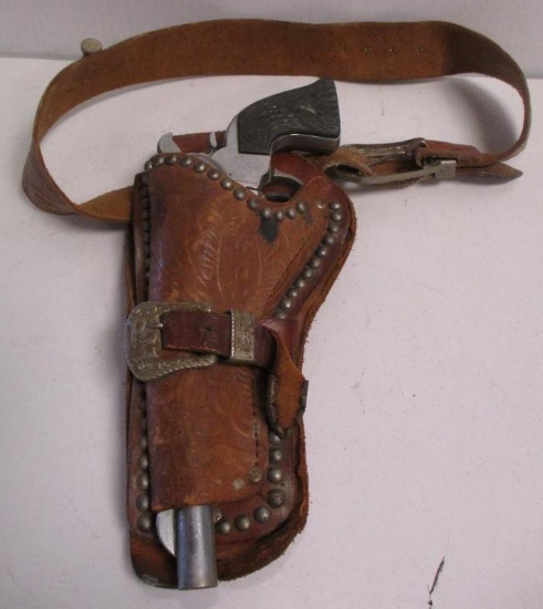 VINTAGE CHILDS HOLSTER AND CAP GUN ROY ROGERS