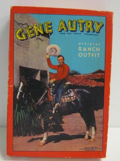 VINTAGE GENE AUTRY HOLSTER AND GUN SET