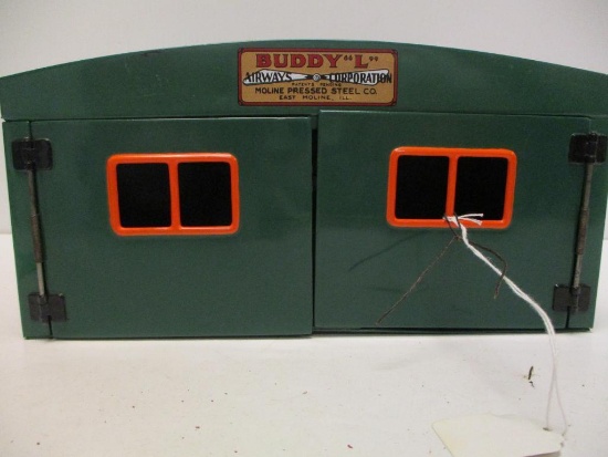 BUDDY L AIRPLANE HANGER