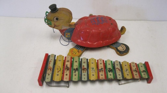 LOT OF 2 VINTAGE TOYS