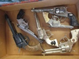 FLAT ASSORTED TOY GUNS