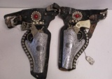 CHILDS HOLSTER AND CAP GUNS