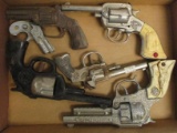 FLAT ASSORTED TOY GUNS