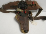 TOY LONE STAR RANGER HOLSTER AND WESTERN GUN