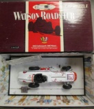 COLLECTIBLE CAROUSEL 1 ROADSTER