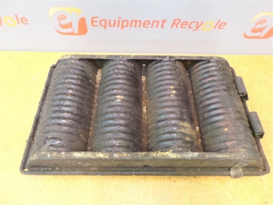 Vintage Jelly Roll Mold Cast Aluminum Bakeware