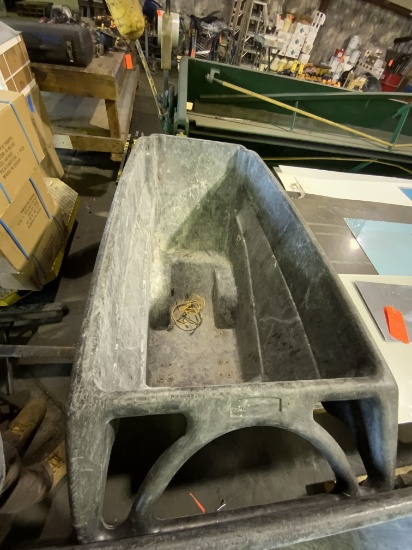 Rubbermaid Dump Cart