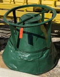 Rock Bucket Carrier For Hydraulic Hoists